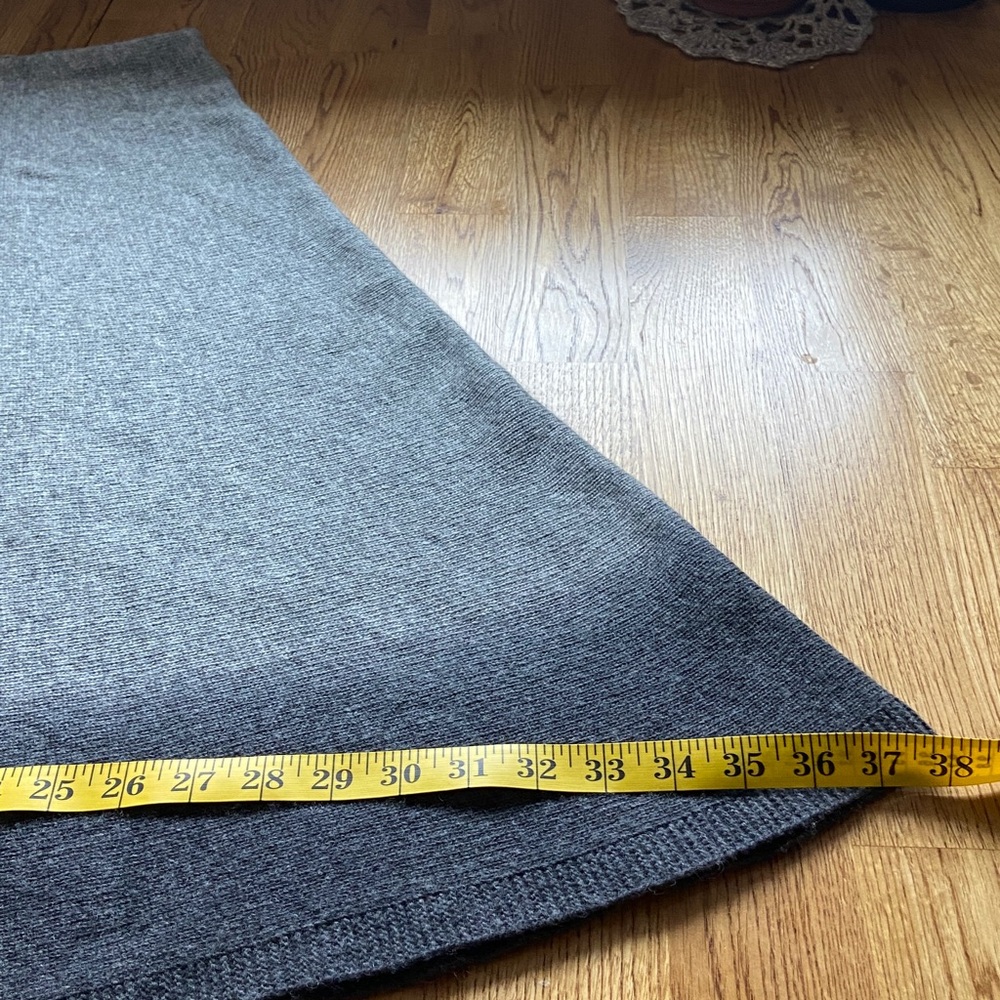Gray Ombre Women's Sweater/Poncho/Skirt Wool/Cashmere bland - Picture 7 of 9
